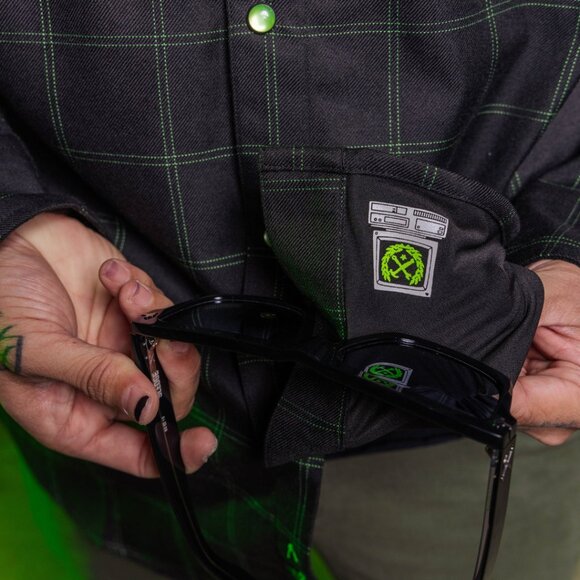 DIXXON Flannel CTRL-ALT-DEL Flannel Shirt - Men's XL Tall - Picture 7 of 12